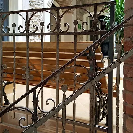 Antica Corte Bed & Breakfast *