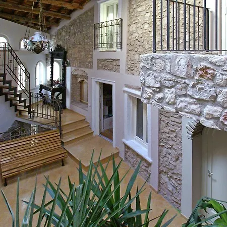 Antica Corte マルチェージネ