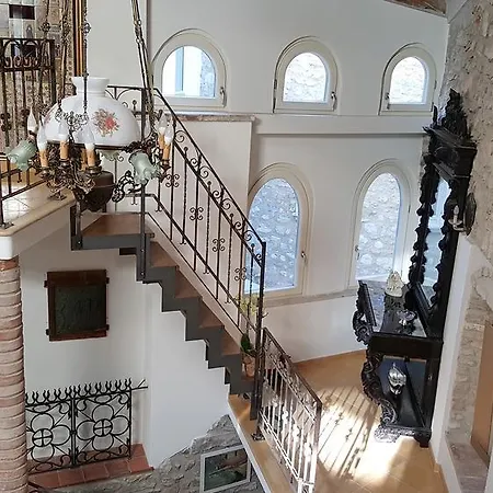 Antica Corte Μαλτσεζίνε